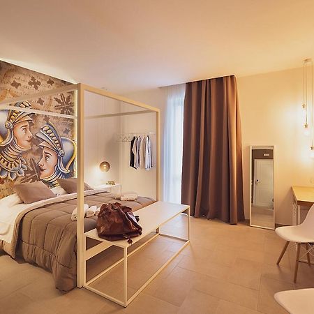 Marla'S Boutique Rooms Noto Exterior photo